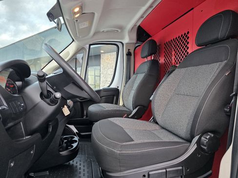 Used 2021 RAM ProMaster 1500 image 3