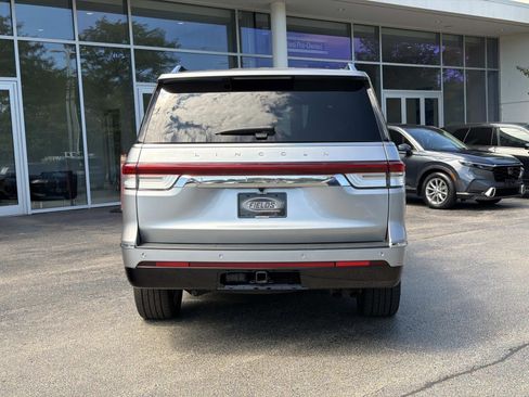 Used 2023 Lincoln Navigator Reserve AWD/4WD image 6