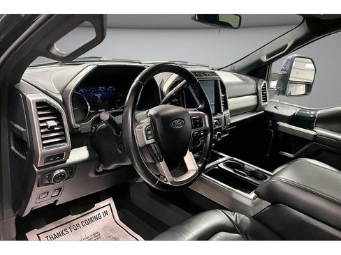 Used 2022 Ford F450 Platinum w/ FX4 Off-Road Package AWD/4WD image 16