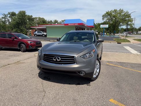 Used 2013 INFINITI FX37 AWD w/ Premium Pkg image 5