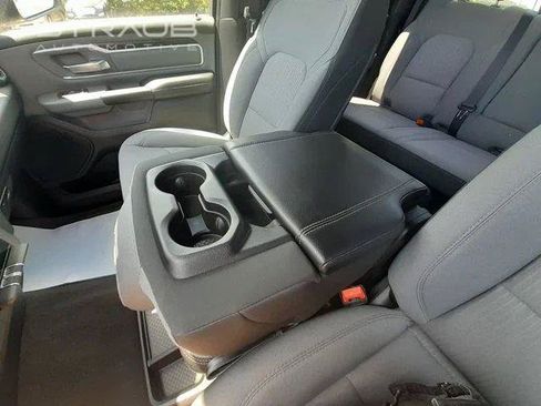 Used 2022 RAM 1500 Big Horn AWD/4WD image 26