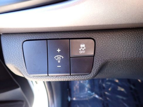 Used 2023 Kia Rio LX FWD image 12