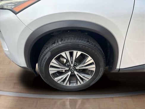 Used 2023 Nissan Rogue SV FWD image 31