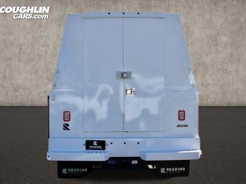 New 2024 RAM 5500 Tradesman w/ Chrome Appearance Group image 10