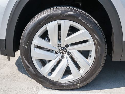 Used 2022 Volkswagen Atlas Cross Sport SE image 10