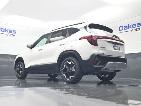 New 2026 Kia Seltos EX AWD/4WD image 43