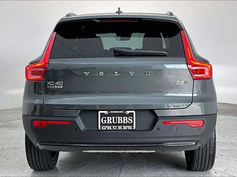 New 2026 Volvo XC40 B5 Plus w/ Climate Package AWD/4WD image 5
