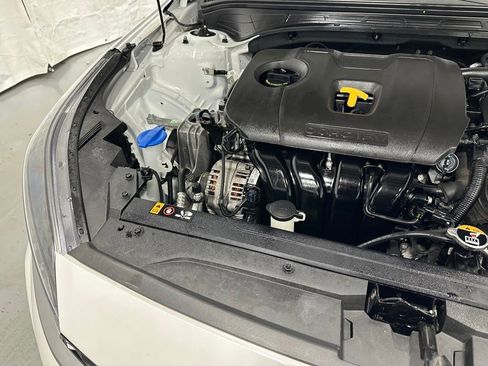 Used 2024 Kia Forte LXS image 60