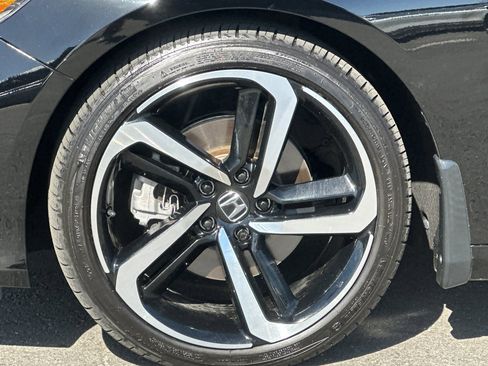 Used 2022 Honda Accord Sport image 12