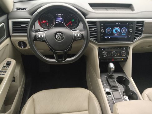 Used 2019 Volkswagen Atlas SE FWD image 22
