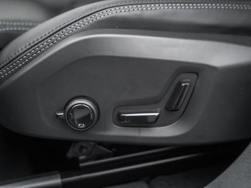 New 2026 Volvo XC60 B5 Ultra w/ Protection Package Premier image 37