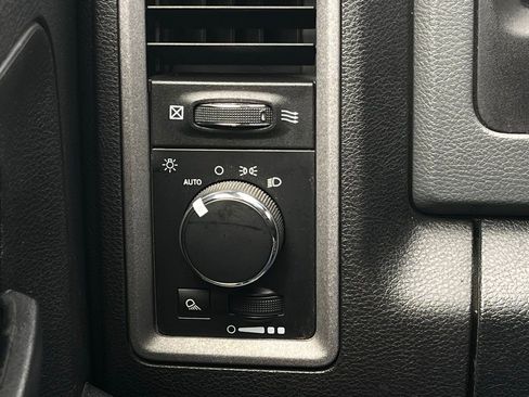 Used 2017 RAM 2500 Tradesman w/ Chrome Appearance Group AWD/4WD image 22