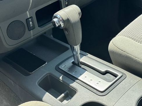 Used 2018 Nissan Frontier SV RWD image 25