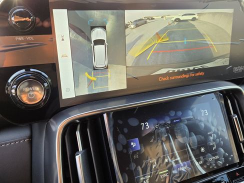 New 2026 Lexus LX 700h Overtrail image 12