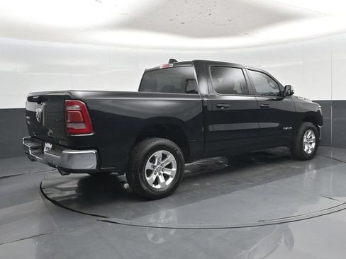 Used 2024 RAM 1500 Laramie AWD/4WD image 3