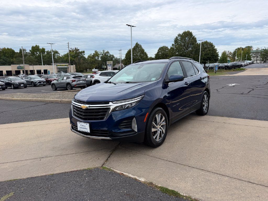 Used 2022 Chevrolet Equinox LT FWD image 3
