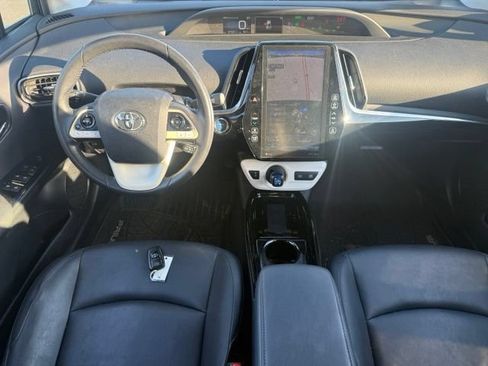 Used 2018 Toyota Prius Four FWD image 9