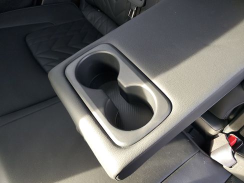 Used 2024 Kia Sportage X-Line image 12