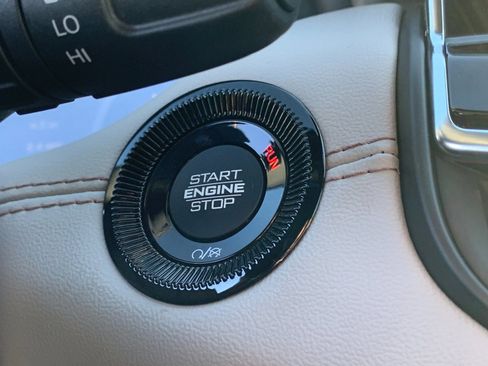 New 2026 Jeep Compass Limited image 23