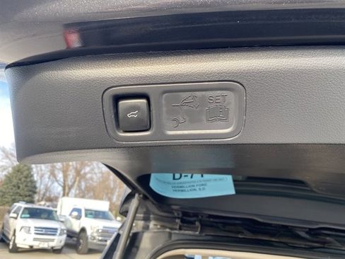 Used 2024 Ford Expedition Max Limited image 14