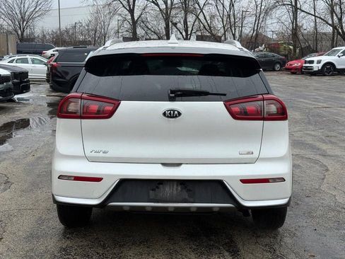 Used 2019 Kia Niro LX image 4