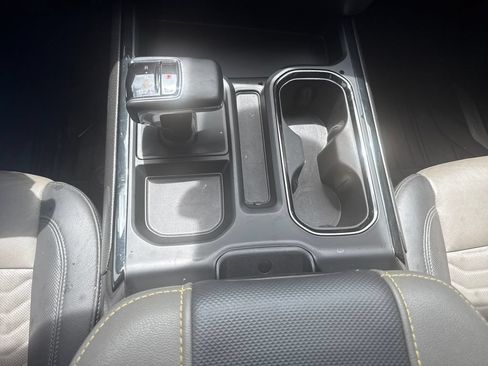 Used 2024 Chevrolet Silverado 1500 ZR2 w/ Technology Package AWD/4WD image 23