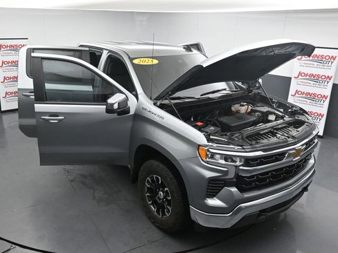 Used 2025 Chevrolet Silverado 1500 LT w/ Protection Package AWD/4WD image 39