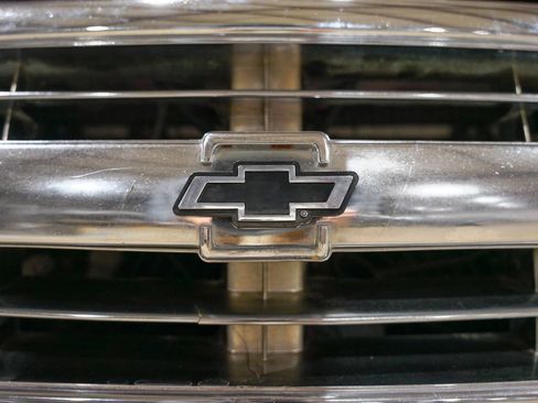 Used 1999 Chevrolet Tracker 2WD Convertible w/ Preferred Equipment Group 2 image 33