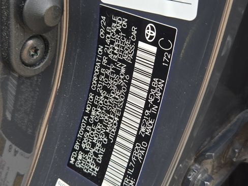 Certified 2025 Toyota Corolla LE FWD image 25