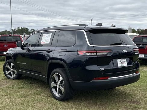 Used 2023 Jeep Grand Cherokee L Limited image 11