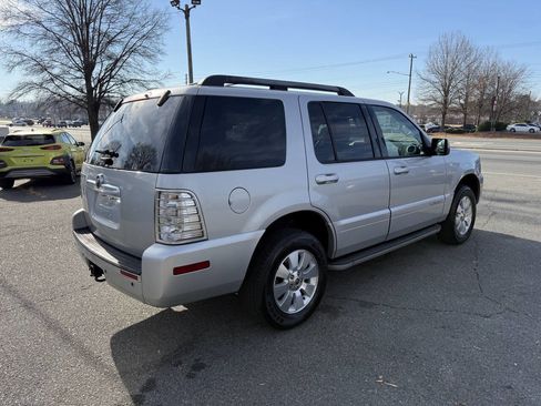 Used 2010 Mercury Mountaineer 2WD image 5