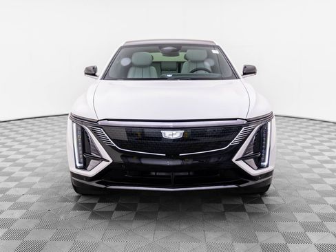 New 2026 Cadillac Lyriq Sport image 8