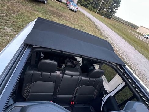 Used 2021 Jeep Wrangler Unlimited Sahara image 16