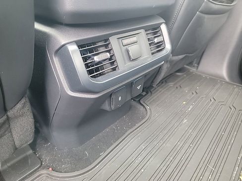 Used 2024 Ford F150 Raptor image 28