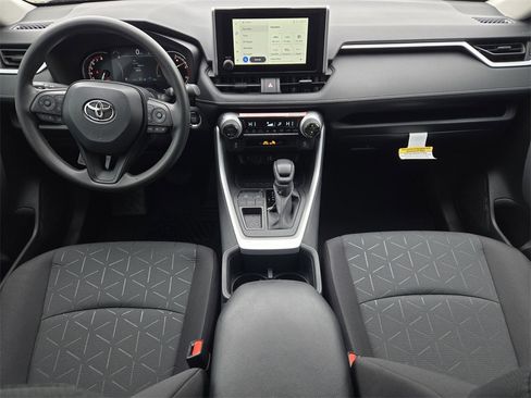 New 2025 Toyota RAV4 XLE image 21