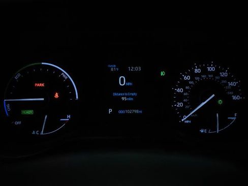 Used 2023 Toyota Sienna XLE AWD/4WD image 18