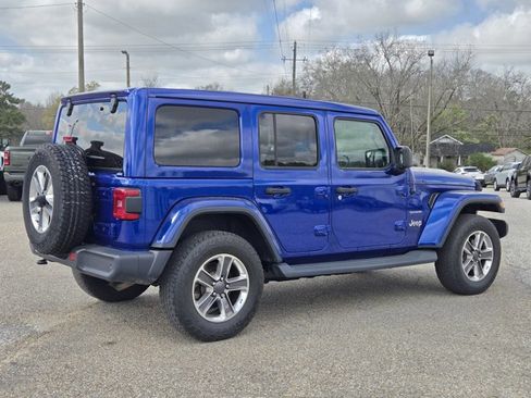 Used 2020 Jeep Wrangler Unlimited Sahara image 7