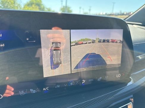 New 2026 Chevrolet Traverse High Country w/ LPO, Floor Liner Package image 27