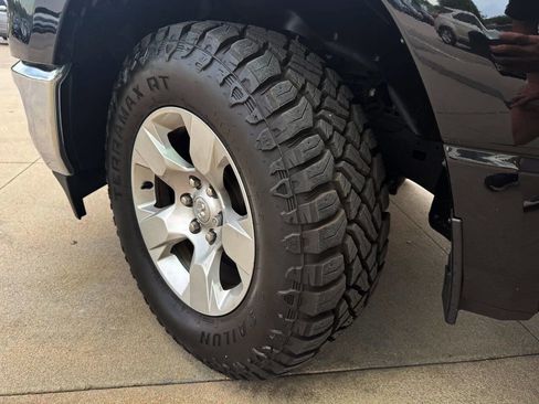 Used 2021 RAM 1500 Big Horn AWD/4WD image 19