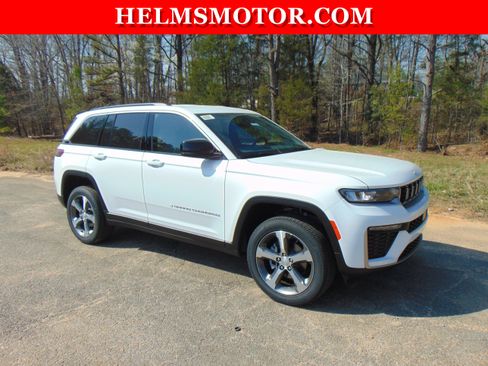 New 2026 Jeep Grand Cherokee Limited AWD/4WD image 12