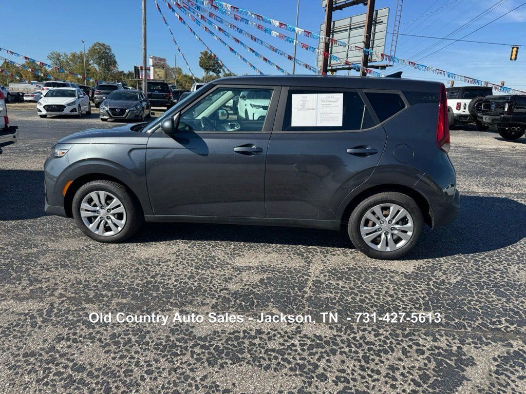Used 2021 Kia Soul LX FWD image 5