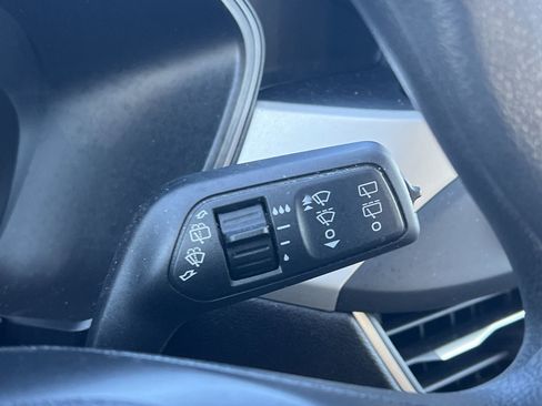 Used 2021 Ford Escape S image 13