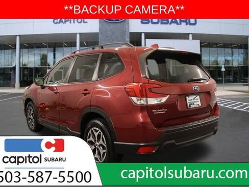 Used 2020 Subaru Forester Premium image 6