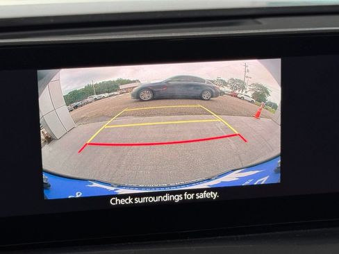 Used 2025 MAZDA MAZDA3 s FWD image 33