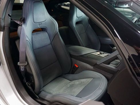 Used 2016 Chevrolet Corvette Z06 w/ 2LZ Preferred Equipment Group image 37