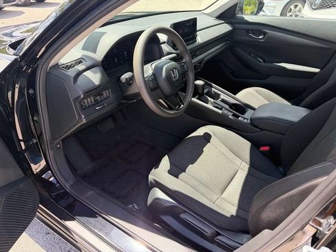 Used 2023 Honda Accord LX image 12