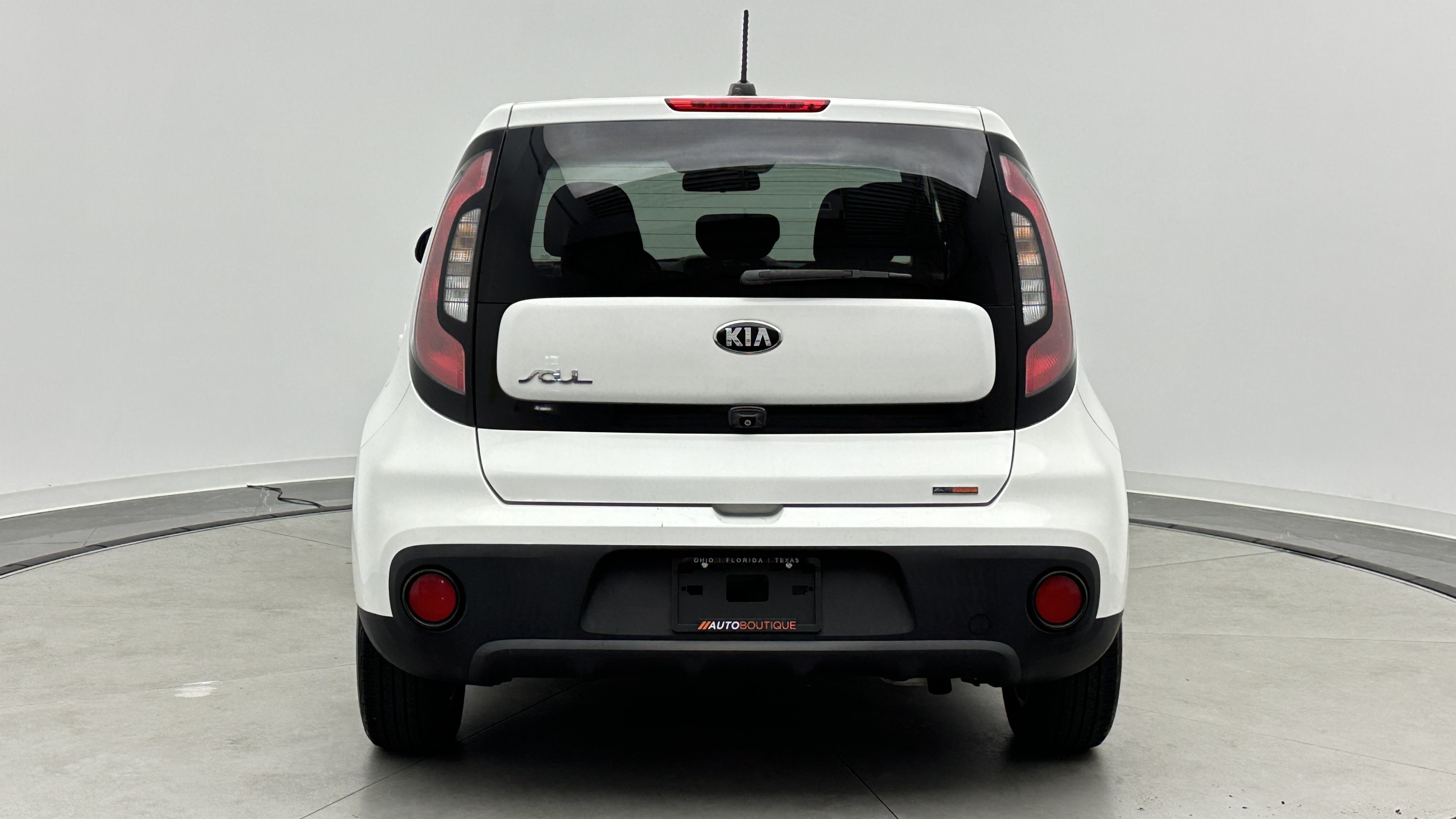 Used 2018 Kia Soul w/ Option Group 020 FWD image 6