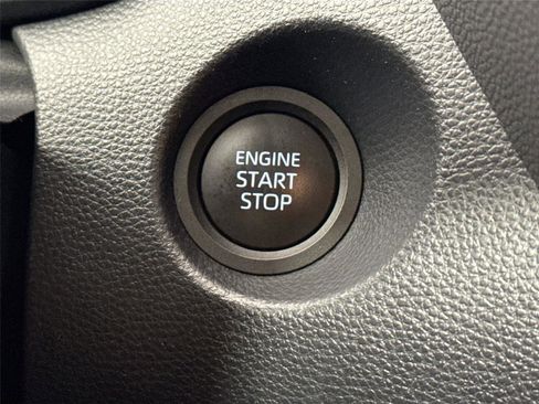Certified 2026 Toyota Corolla Cross LE FWD image 21