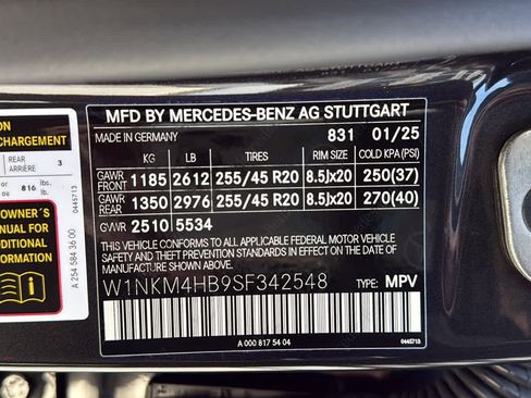 Certified 2025 Mercedes-Benz GLC 300 4MATIC image 26