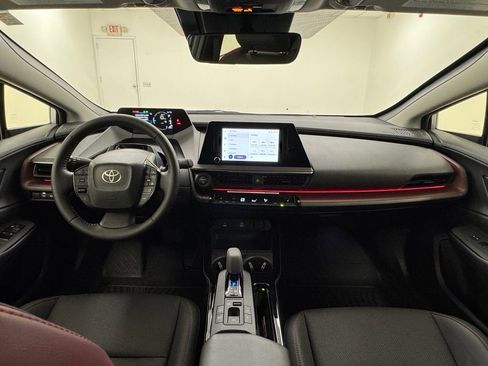 Used 2024 Toyota Prius Prime Premium image 17